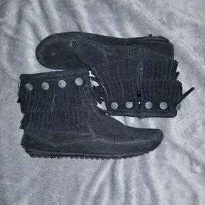 Minnetonka fringe booties